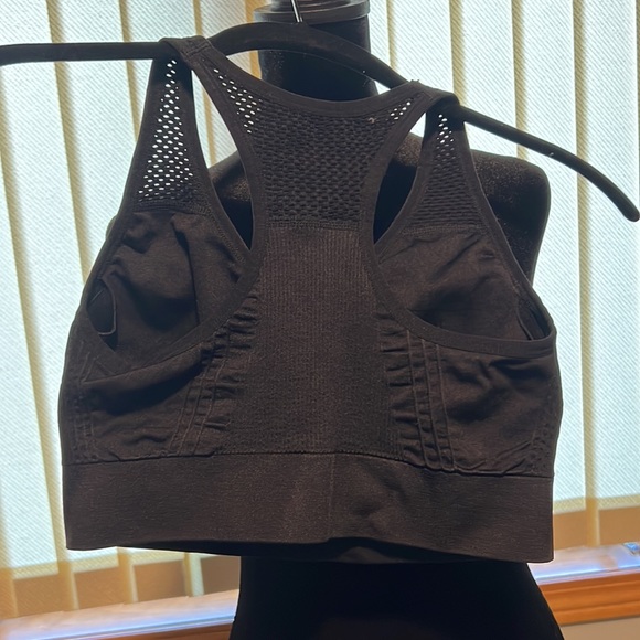 Maurices sports bra size medium - Picture 3 of 4